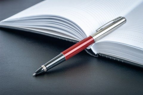 Pióro kulkowe Parker Jotter Czerwony Kensington CT 2030949 Pióro kulkowe Parker Jotter Czerwony Kensington CT 2030949