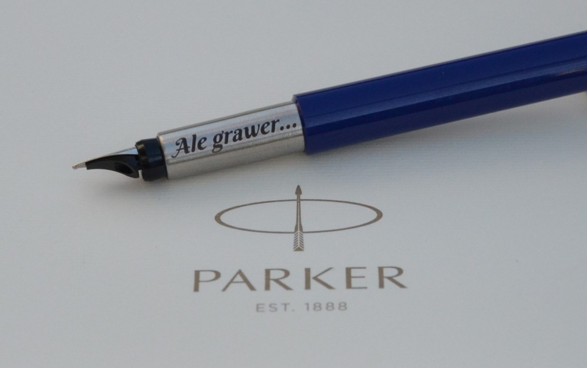Pióro wieczne Parker Vector Niebieski z Nabojami Pióro wieczne Parker Vector Niebieski z Nabojami