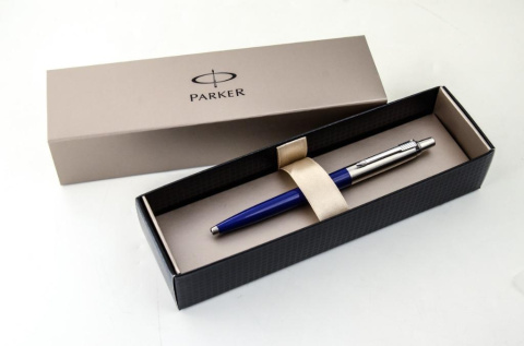 Długopis Parker Jotter z etui w promocji na zakończenie roku szkolnego Długopis Parker Jotter z etui w promocji na zakończenie roku szkolnego