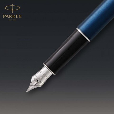 Pióro wieczne Parker Sonnet Niebieska Laka CT z tabliczką na Komunię Świętą Pióro wieczne Parker Sonnet Niebieska Laka CT z tabliczką na Komunię Świętą